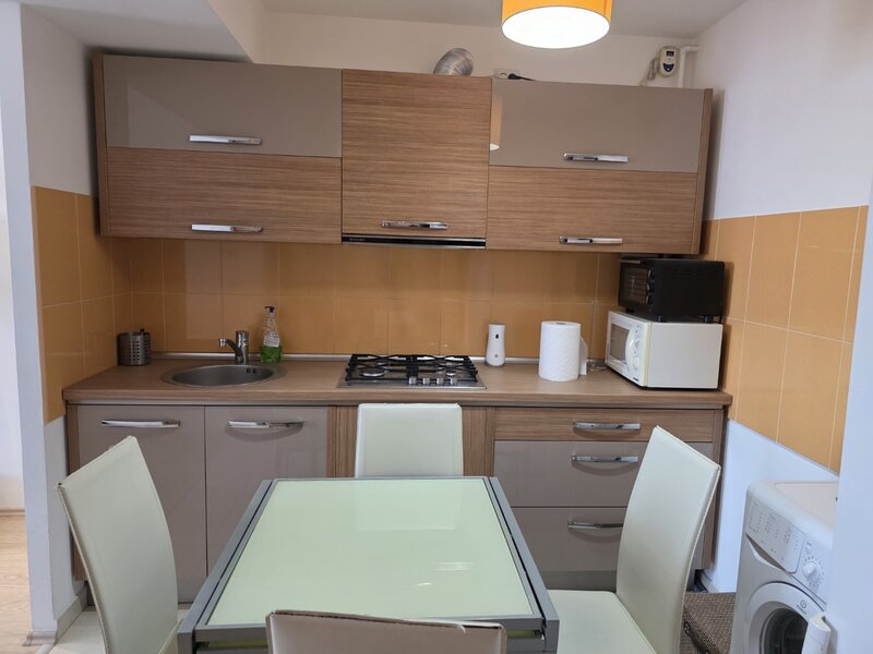 Vitan Barzesti 7D, chiar in complex Rin Grand Hotel,